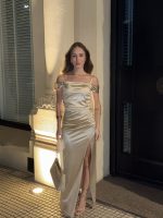 Art. 864-SAT Vestido largo saten hombro caido y frunce