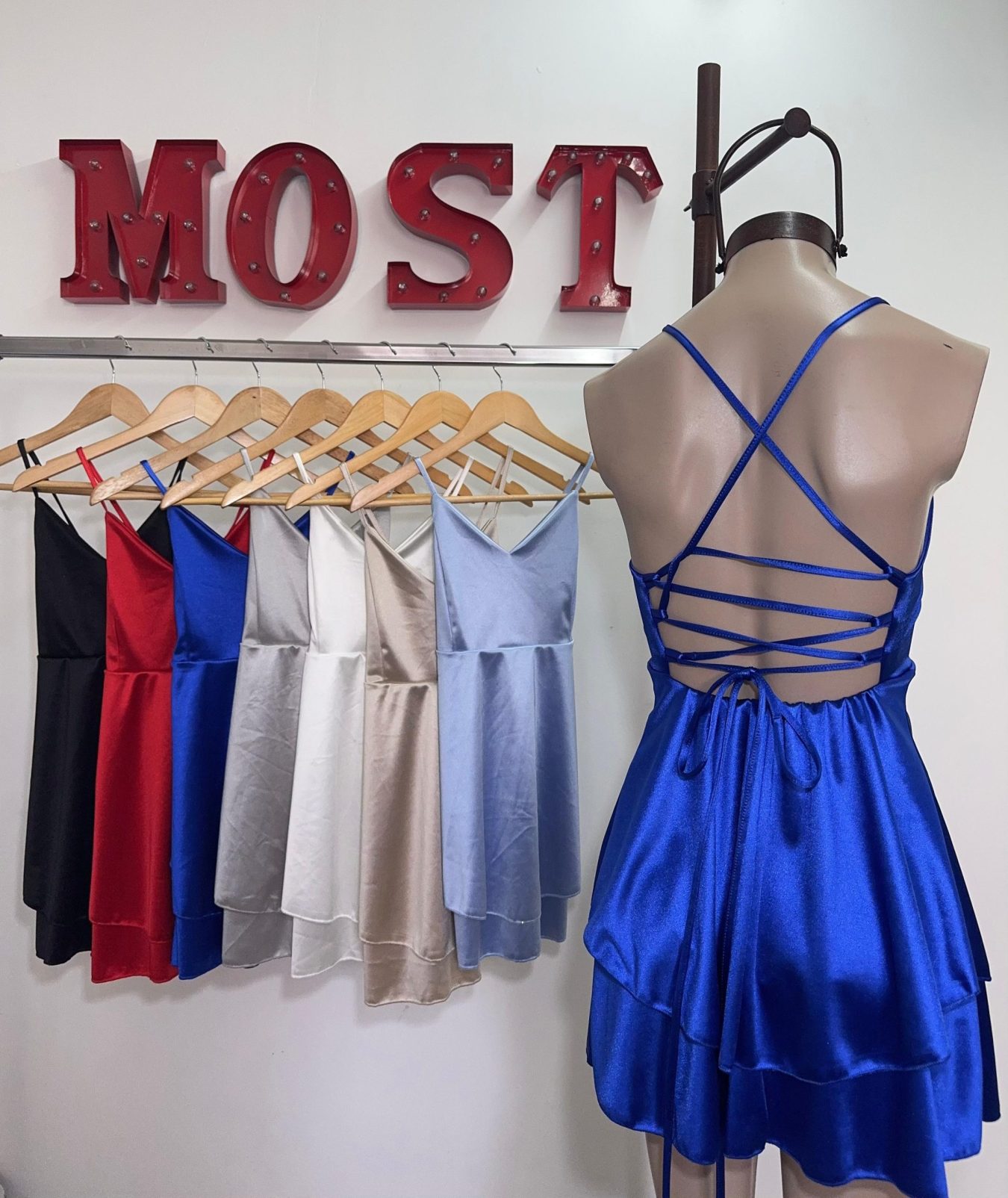 Art. 858-SAT Vestido saten doble volado tiras atras - Imagen 3